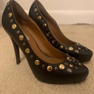 Steve Madden Vicious Heels w/studs